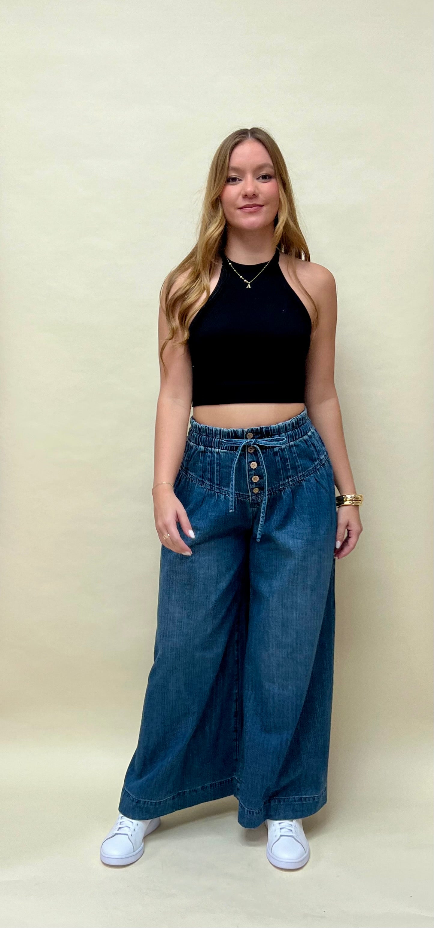 Pleated wide leg jean