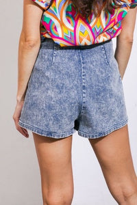 Front buttons denim skort