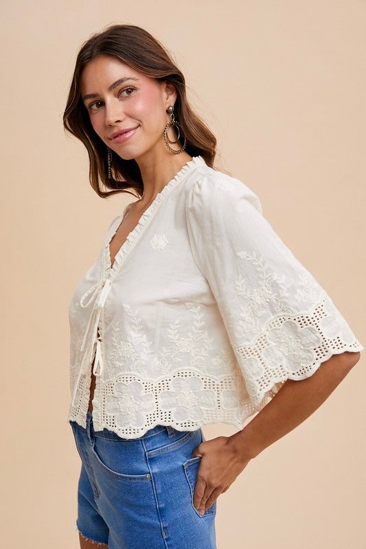 Embroidered bows crop blouse