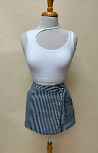 Lara’s basic top