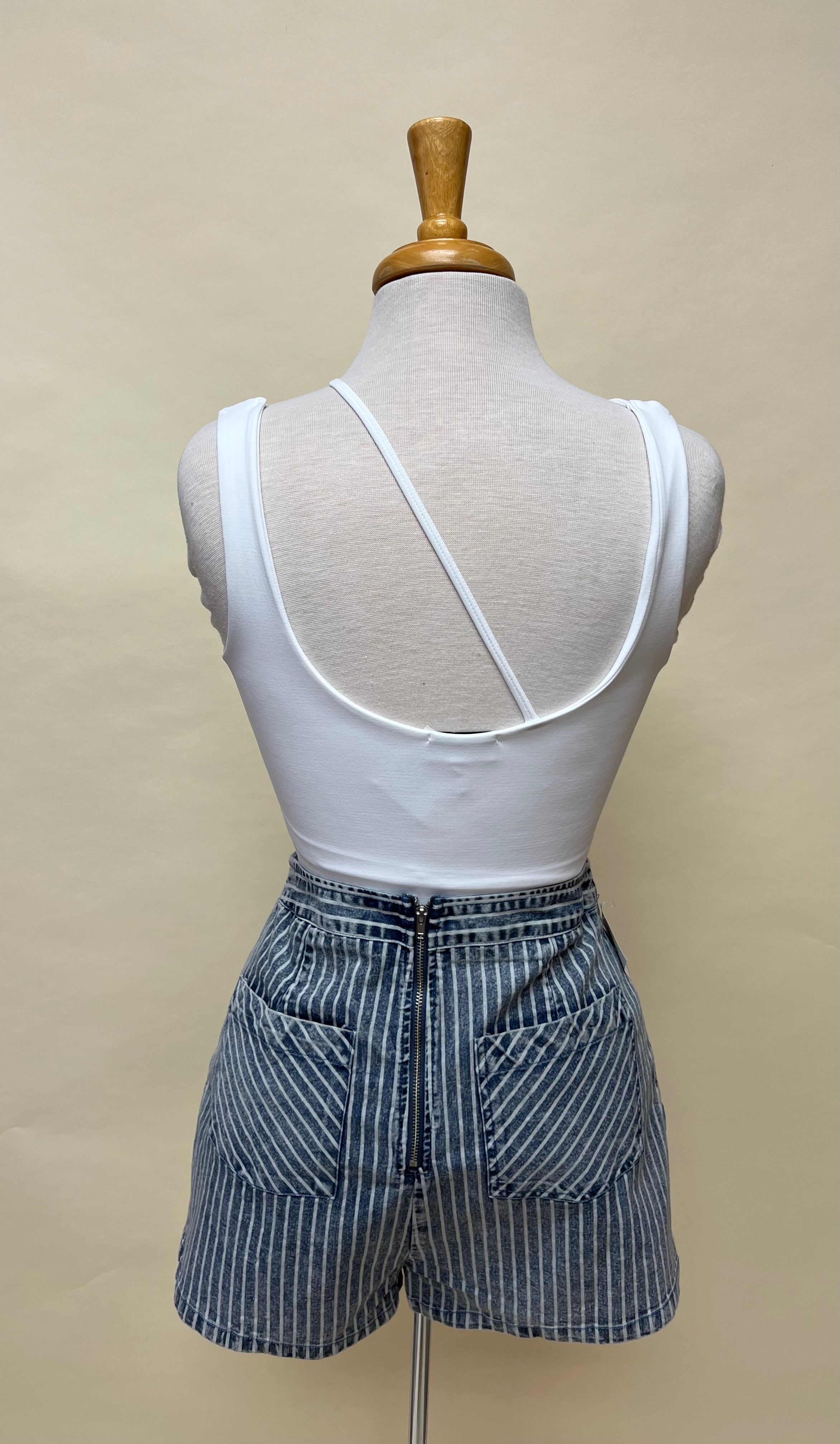 Lara’s basic top