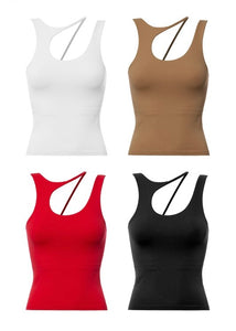 Lara’s basic top