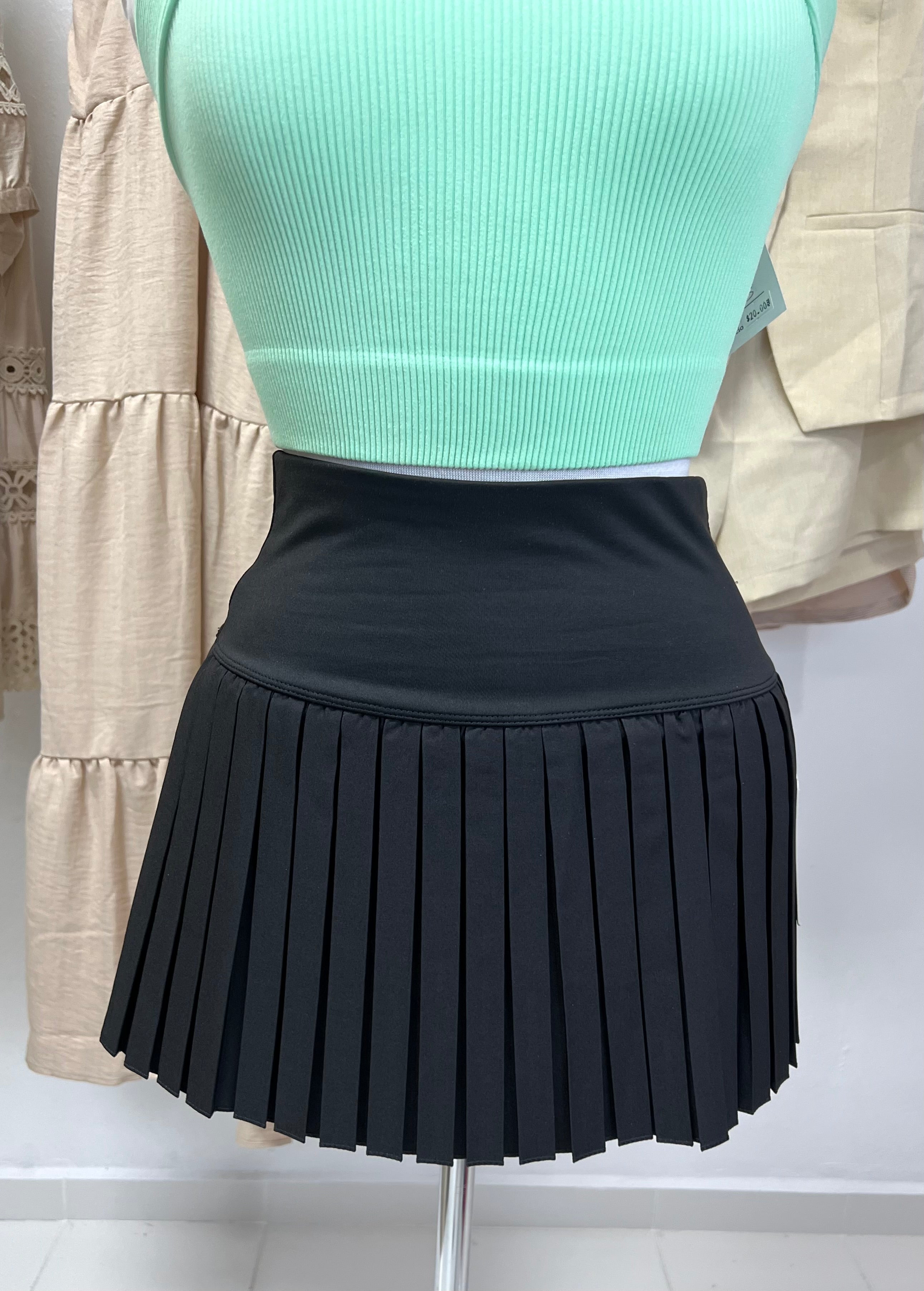 Mini Pleated skirt/skort