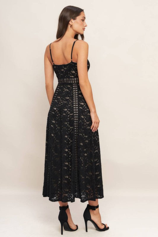 Isabela’s lace midi dress