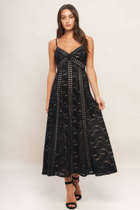 Isabela’s lace midi dress