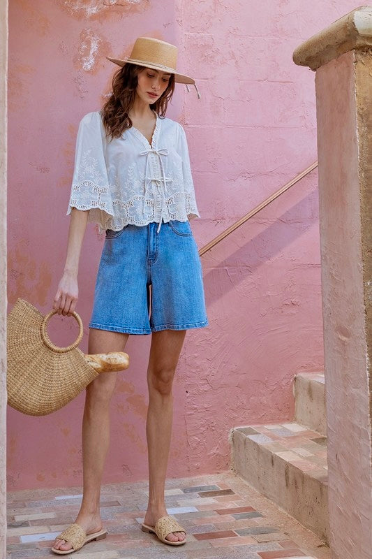 Embroidered bows crop blouse