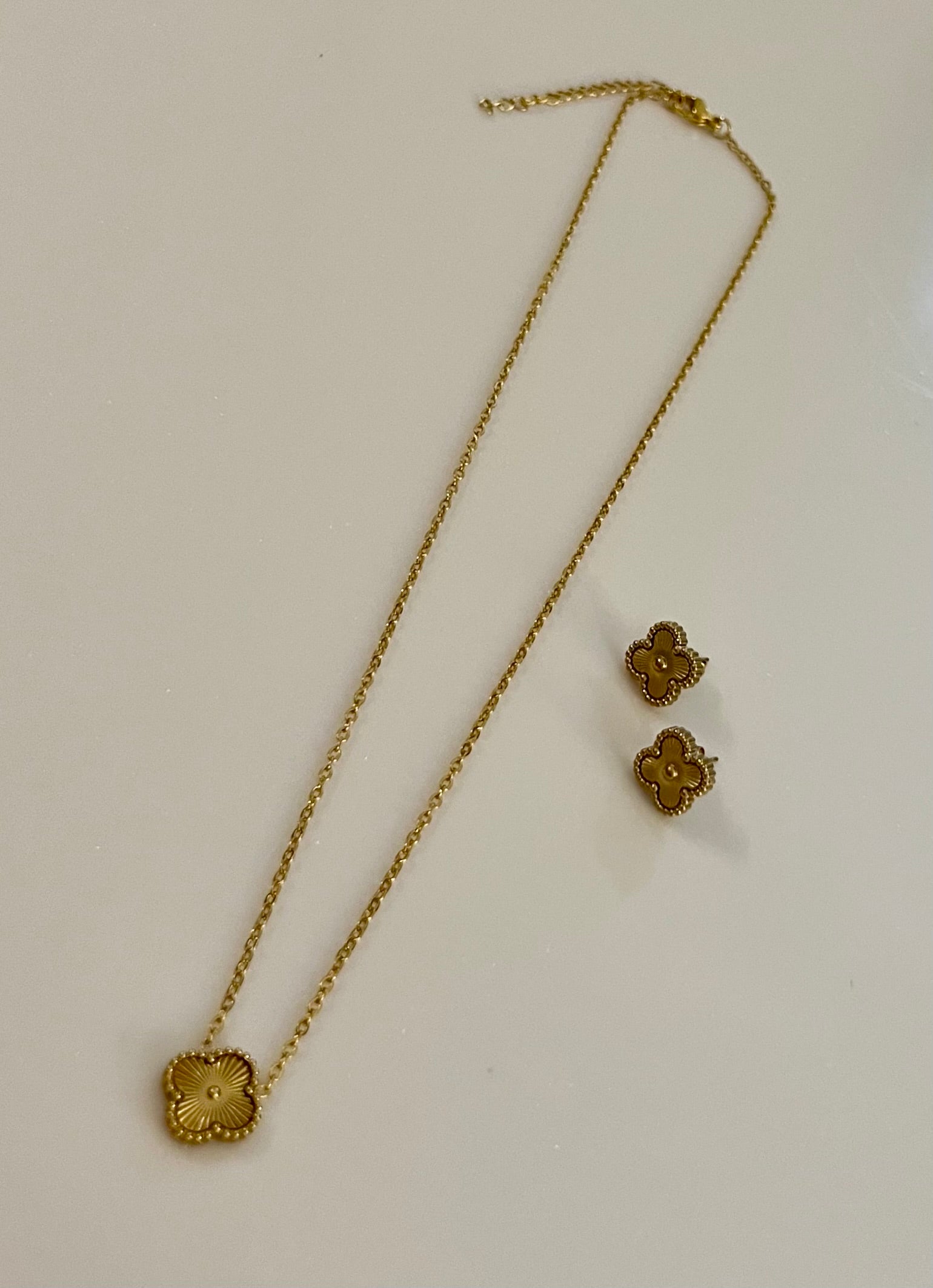 Flowers Stainless Steel set