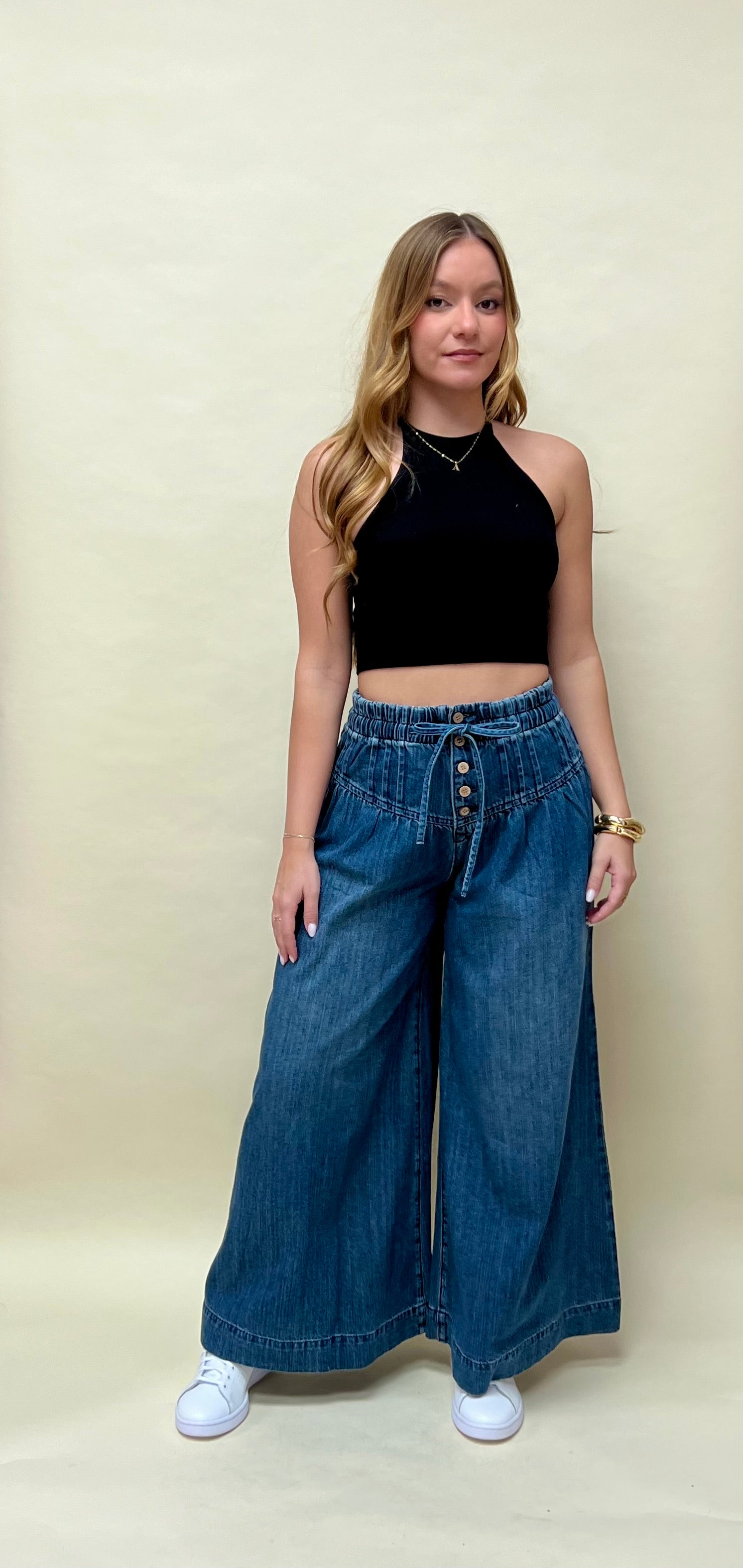 Pleated wide leg jean