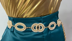 Oval chain belt