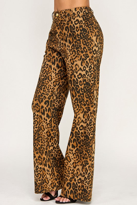 Leopard denim jeans
