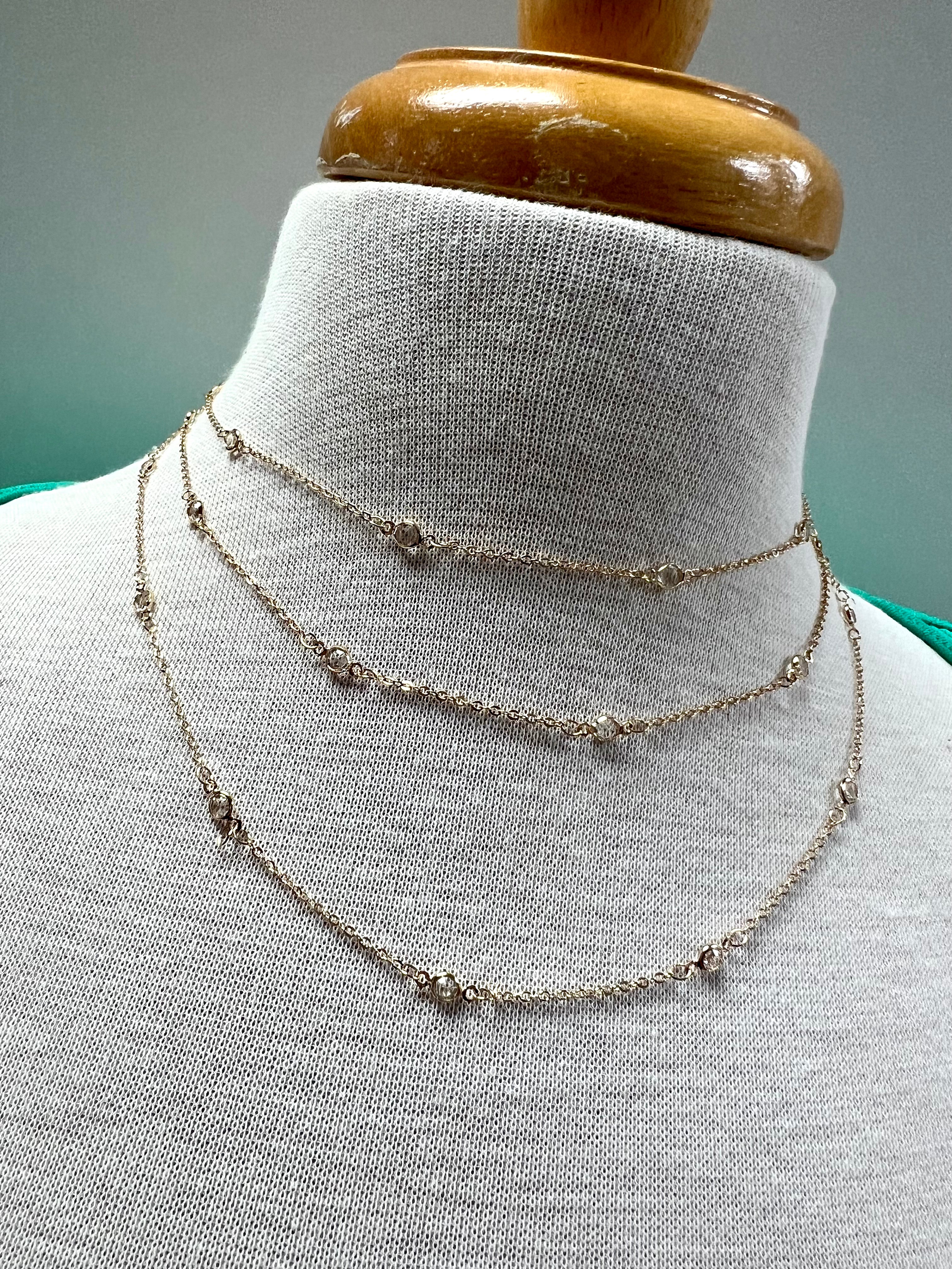 Thin chains layered necklace