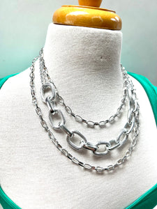 Chunky layered chains necklace