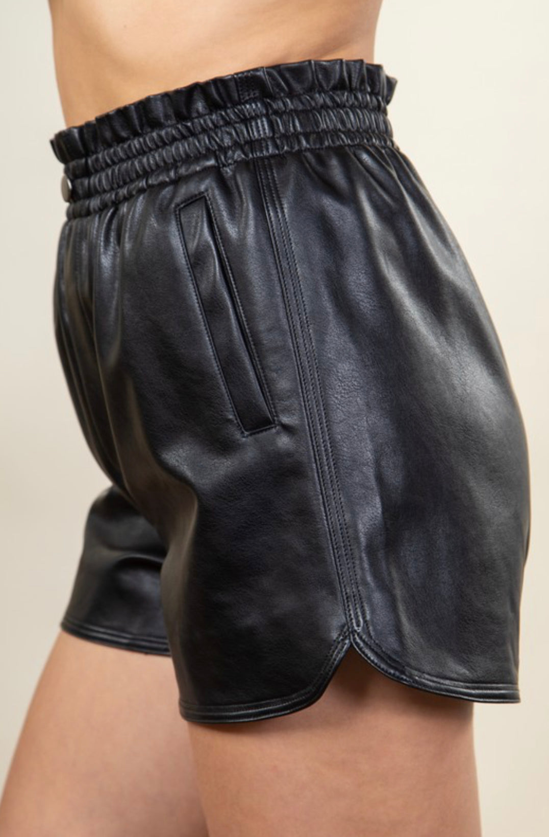 Faux Leather short