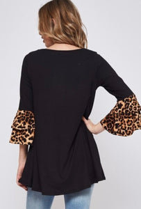 Leopard Bell sleeves blouse