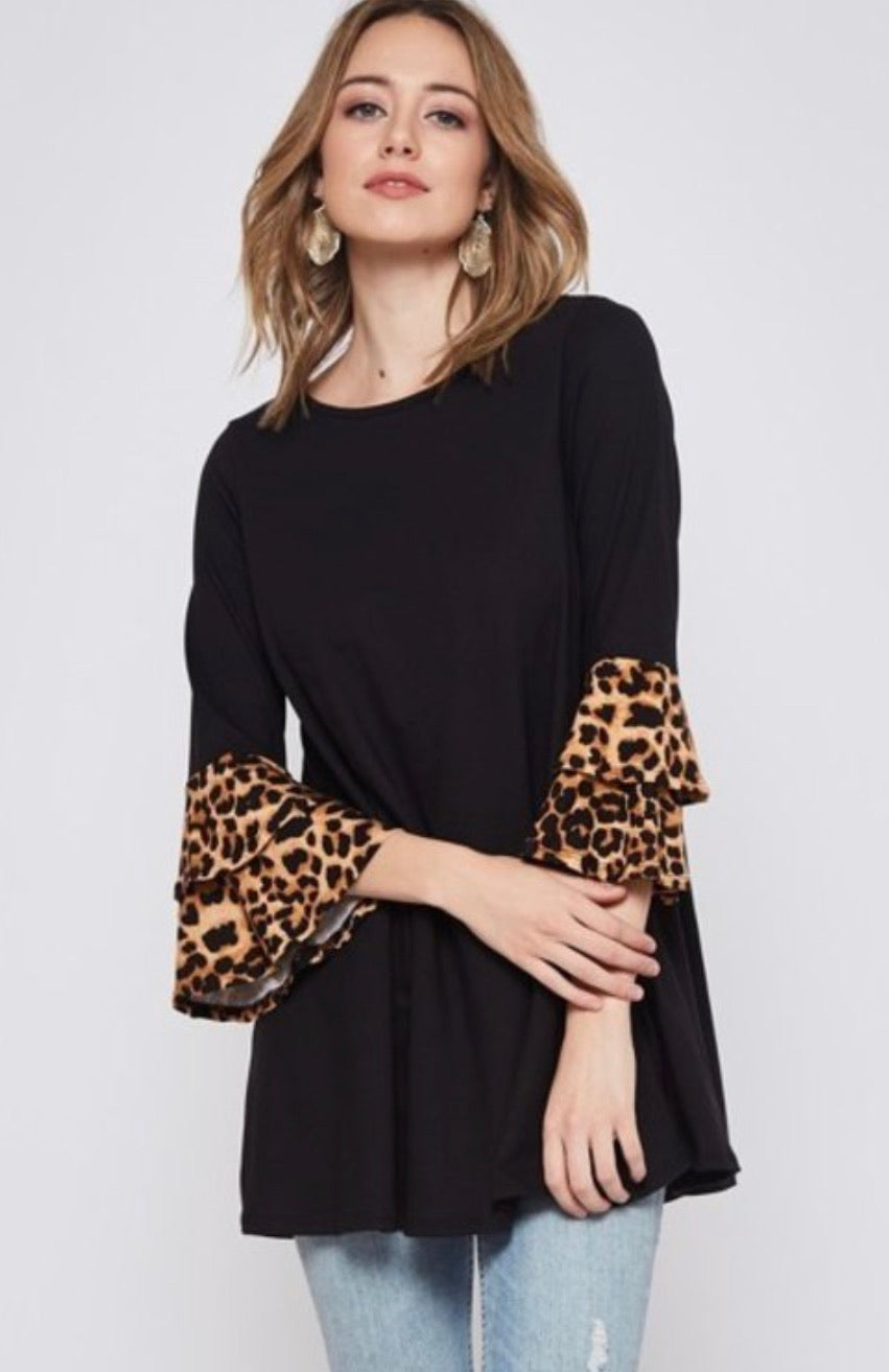 Leopard Bell sleeves blouse